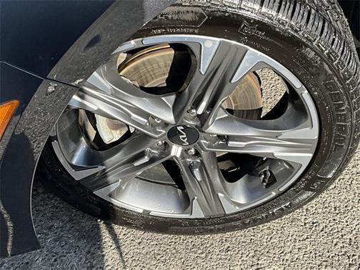 2022 Kia K5 EX