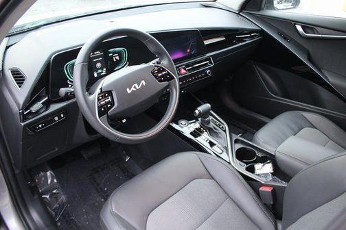 2023 Kia Niro EX