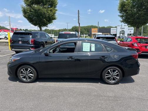 2022 Kia Forte LXS
