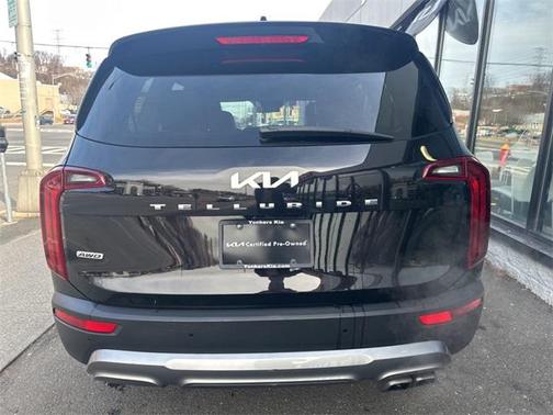 2022 Kia Telluride S