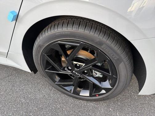 2026 Kia K5 GT-Line AWD