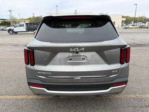 Volcanic Sand 2026 Kia Sorento Hybrid EX