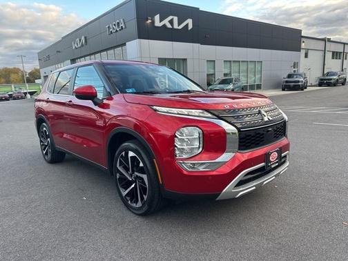 2022 Mitsubishi Outlander SE