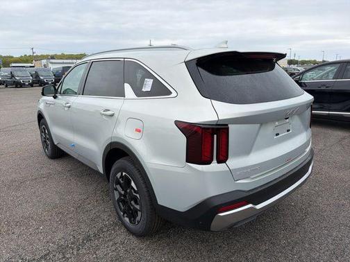 Ivory Silver 2026 Kia Sorento S