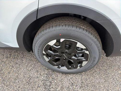 Ivory Silver 2026 Kia Sorento S