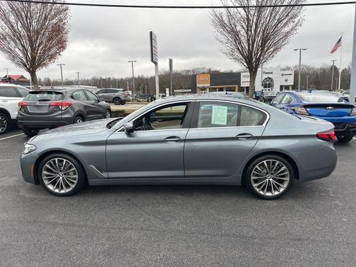 2022 BMW 530 i xDrive
