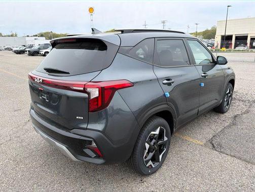 Gravity Gray 2026 Kia Seltos S