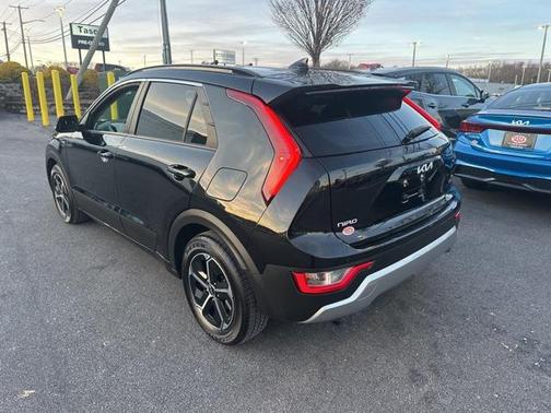 2023 Kia Niro EX