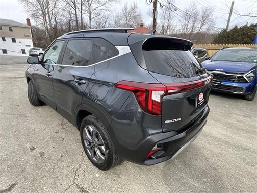 2024 Kia Seltos S