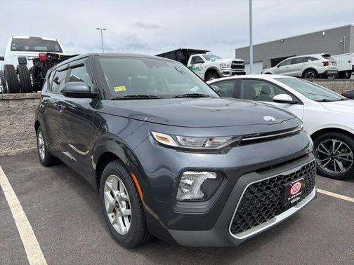 Gravity Gray 2020 Kia Soul S