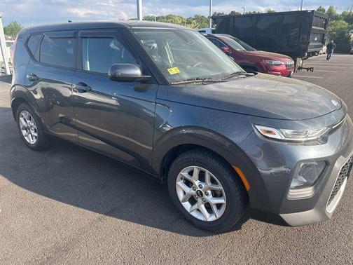 Gravity Gray 2020 Kia Soul S