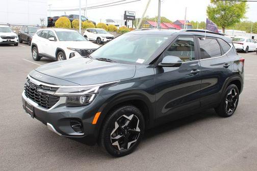 Gravity Gray 2024 Kia Seltos EX