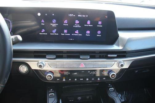 Everlasting Silver 2024 Kia Telluride S