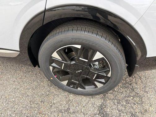Wolf Gray 2026 Kia Sportage Hybrid SX-Prestige