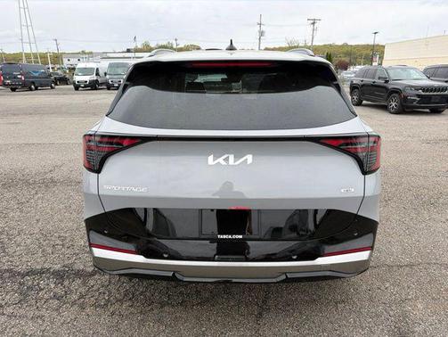 Wolf Gray 2026 Kia Sportage Hybrid SX-Prestige