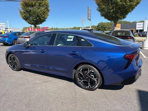 2025 Kia K5 GT-Line
