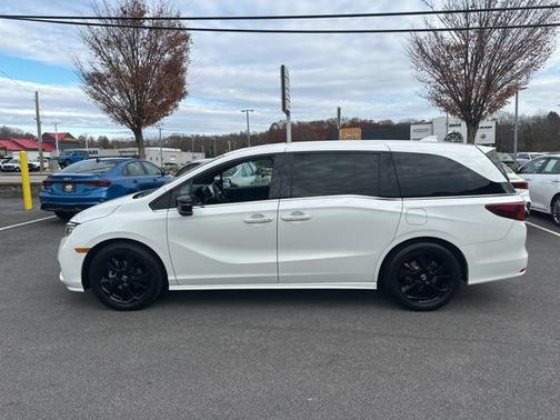2023 Honda Odyssey Sport