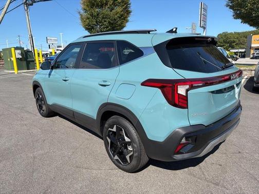 2025 Kia Seltos EX
