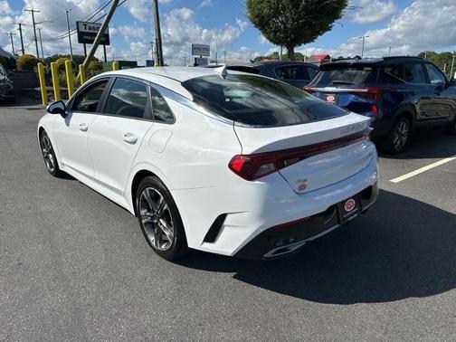 2022 Kia K5 LXS