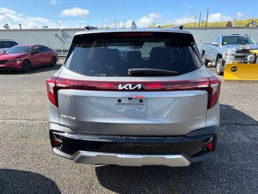 Steel Gray 2026 Kia Seltos S