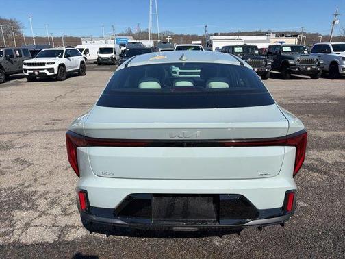 2026 Kia K4 GT-Line