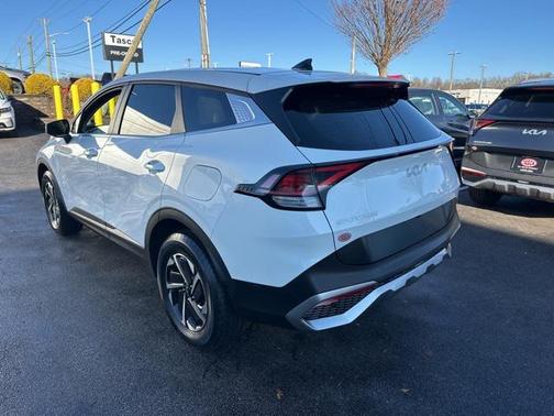 2023 Kia Sportage Hybrid LX