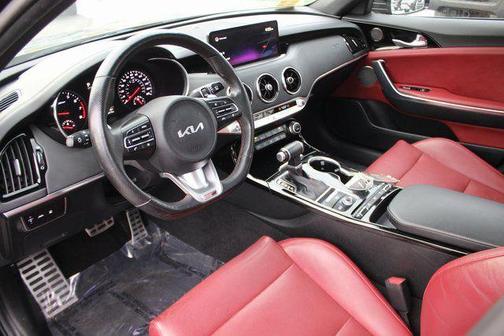 2022 Kia Stinger GT-Line