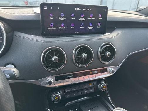 2022 Kia Stinger GT-Line