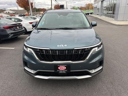 2024 Kia Carnival EX