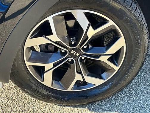 2022 Kia Sportage EX