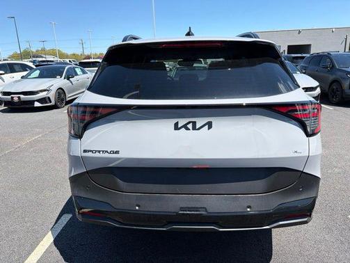 Wolf Gray 2026 Kia Sportage Plug-In Hybrid X-Line Prestige
