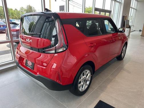 2025 Kia Soul LX