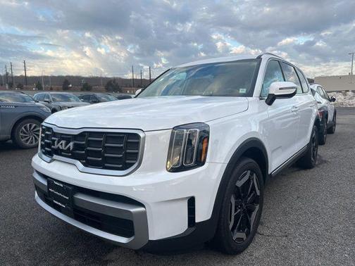2023 Kia Telluride S