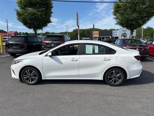 2022 Kia Forte LXS