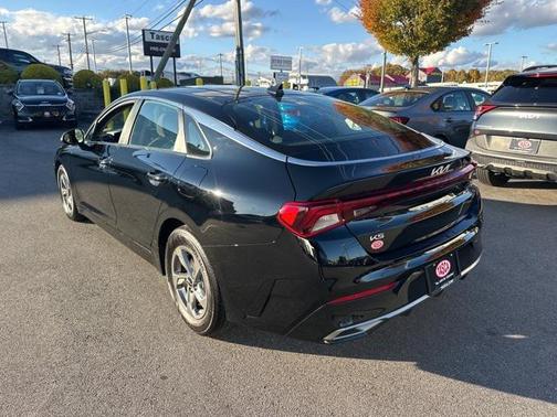 2023 Kia K5 LXS