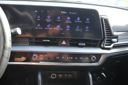 Gravity Gray 2024 Kia Sportage EX