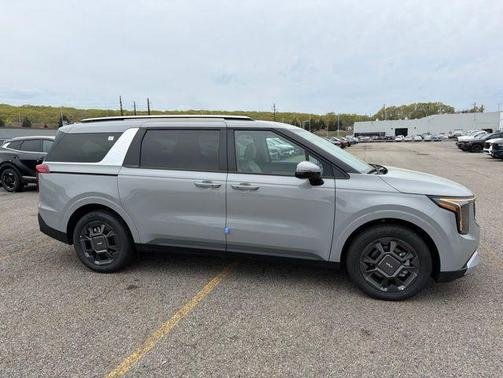 Ceramic Silver 2026 Kia Carnival Hybrid EX