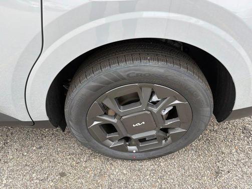 Ceramic Silver 2026 Kia Carnival Hybrid EX