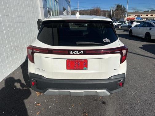 2024 Kia Seltos LX