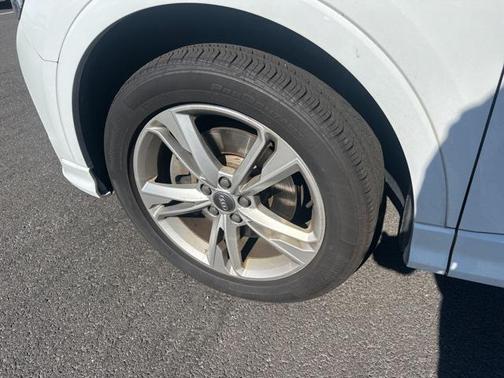 2020 Audi Q3 45 S line Premium Plus