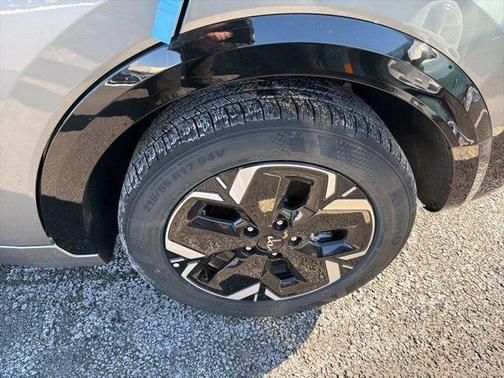 2025 Kia Niro EV Wind