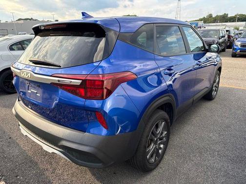 Neptune Blue 2023 Kia Seltos LX