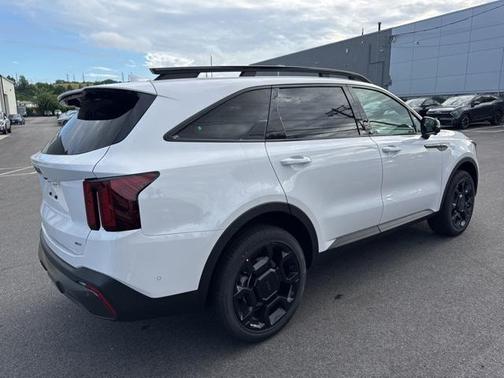 2025 Kia Sorento SX