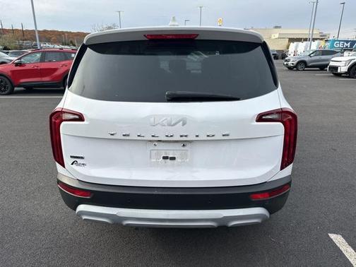 2022 Kia Telluride LX