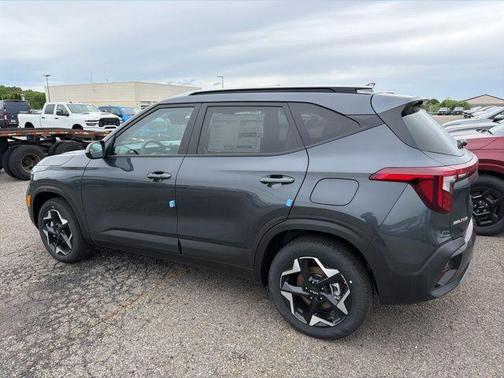 Gravity Gray 2026 Kia Seltos S