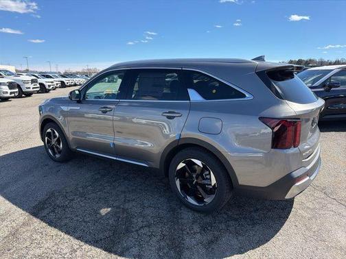 Volcanic Sand 2026 Kia Sorento Plug-In Hybrid EX