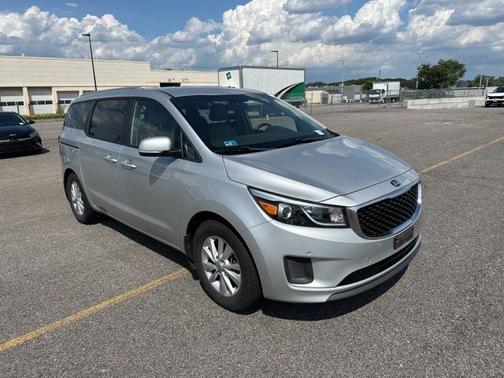 2018 Kia Sedona LX
