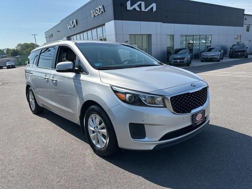 2018 Kia Sedona LX