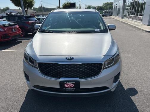 2018 Kia Sedona LX