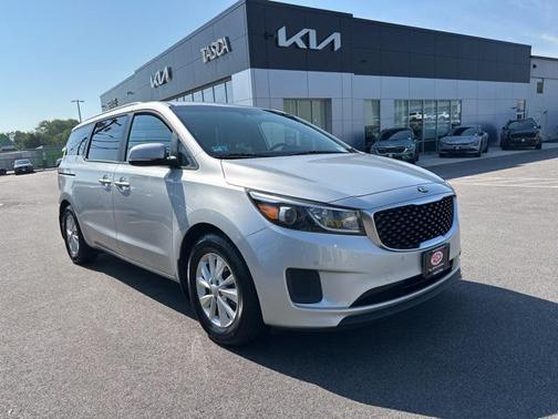 2018 Kia Sedona LX